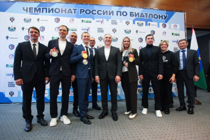 Участники Зимних Олимпийских игр получили награды из рук Губернатора Тюменской области