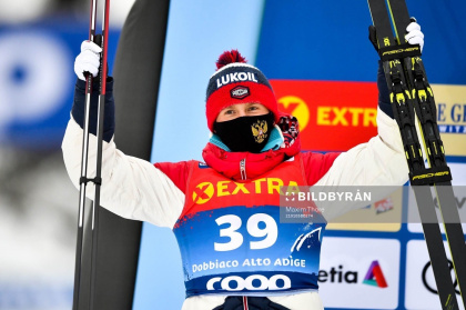 Денис Спицов выигрывает итоговый масс-старт Тур де Ски