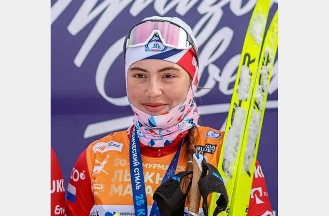 4 июля свой день рождения отметила Карина Гончарова — мастер спорта России по лыжным гонкам.